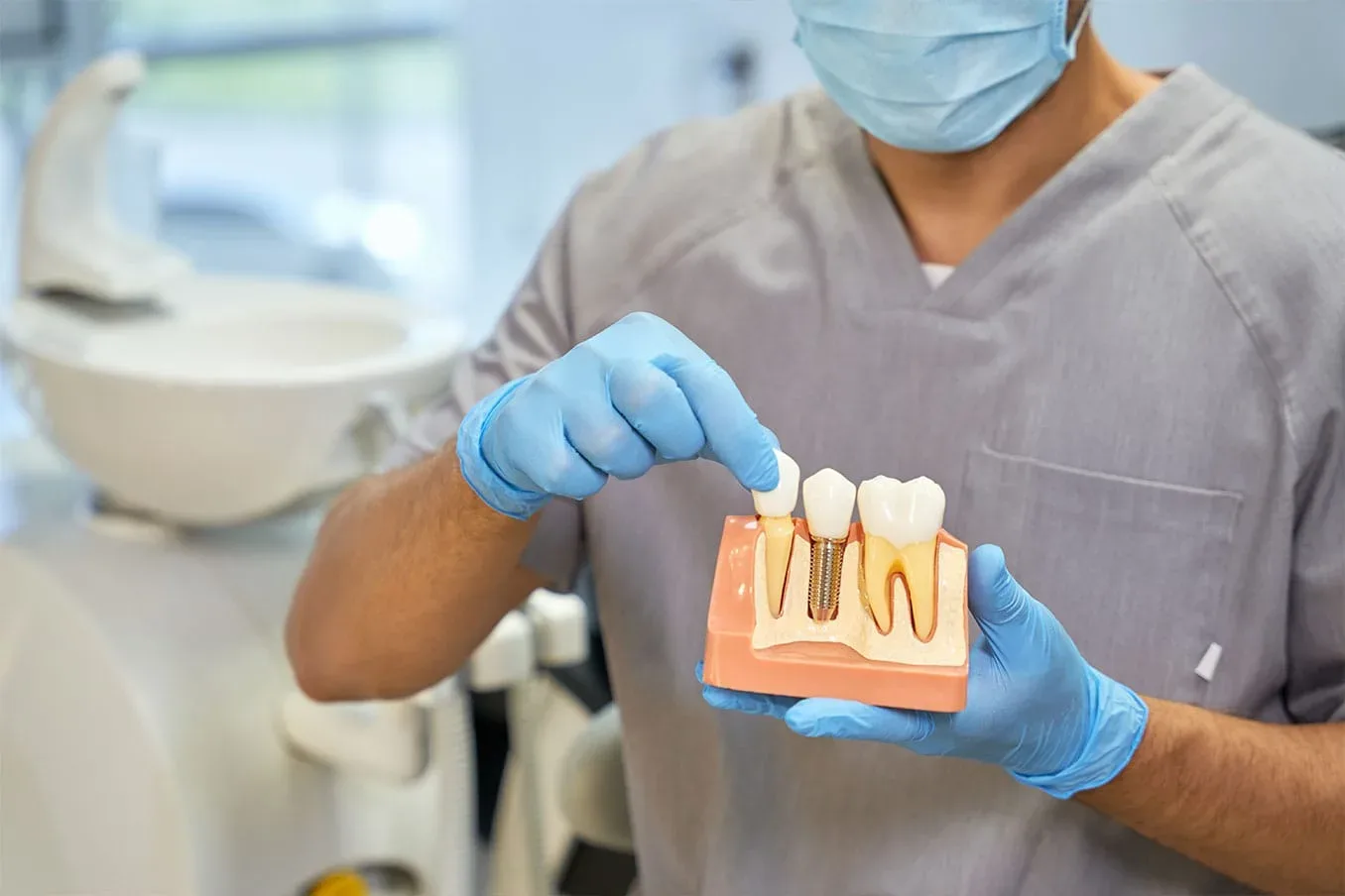 ¿Duele ponerse Implantes Dentales?